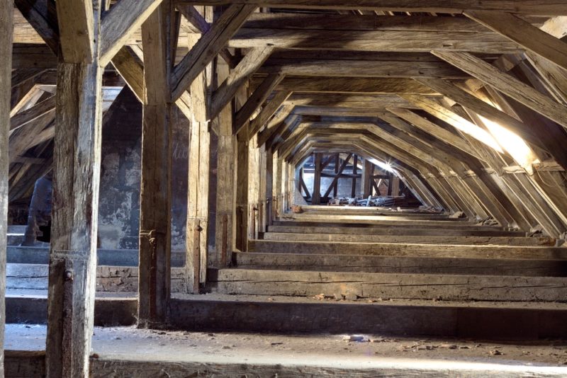 6 Signs of Poor Attic Insulation and What to Do About It