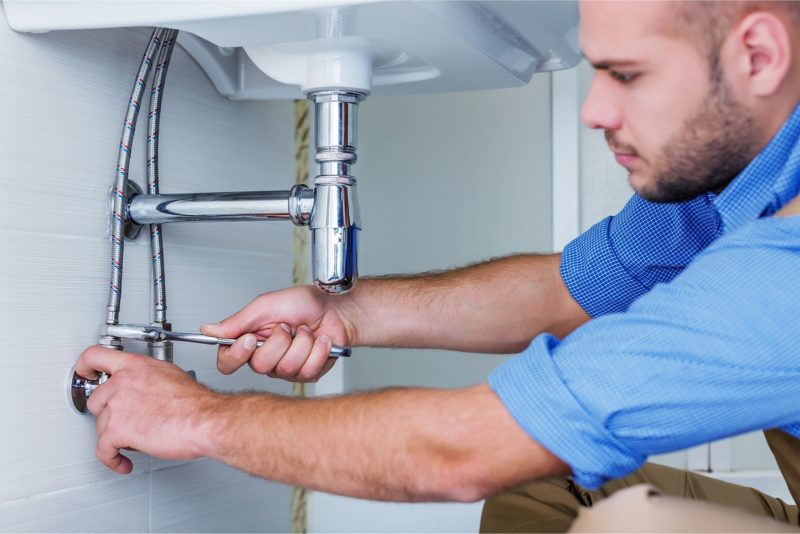 4 Reasons to Avoid DIY Plumbing Repair